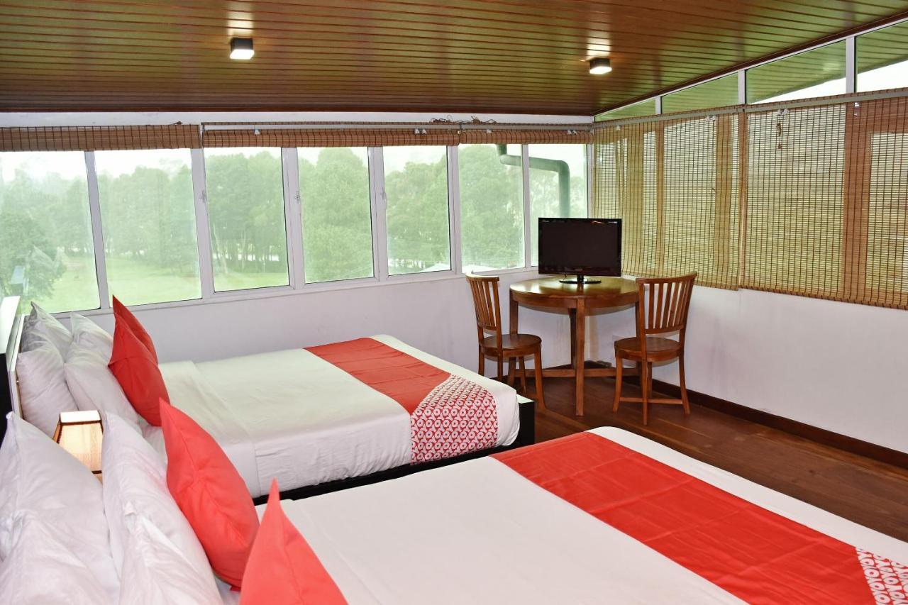 Oyo 430 The Turf Villa Nuwara Eliya Buitenkant foto