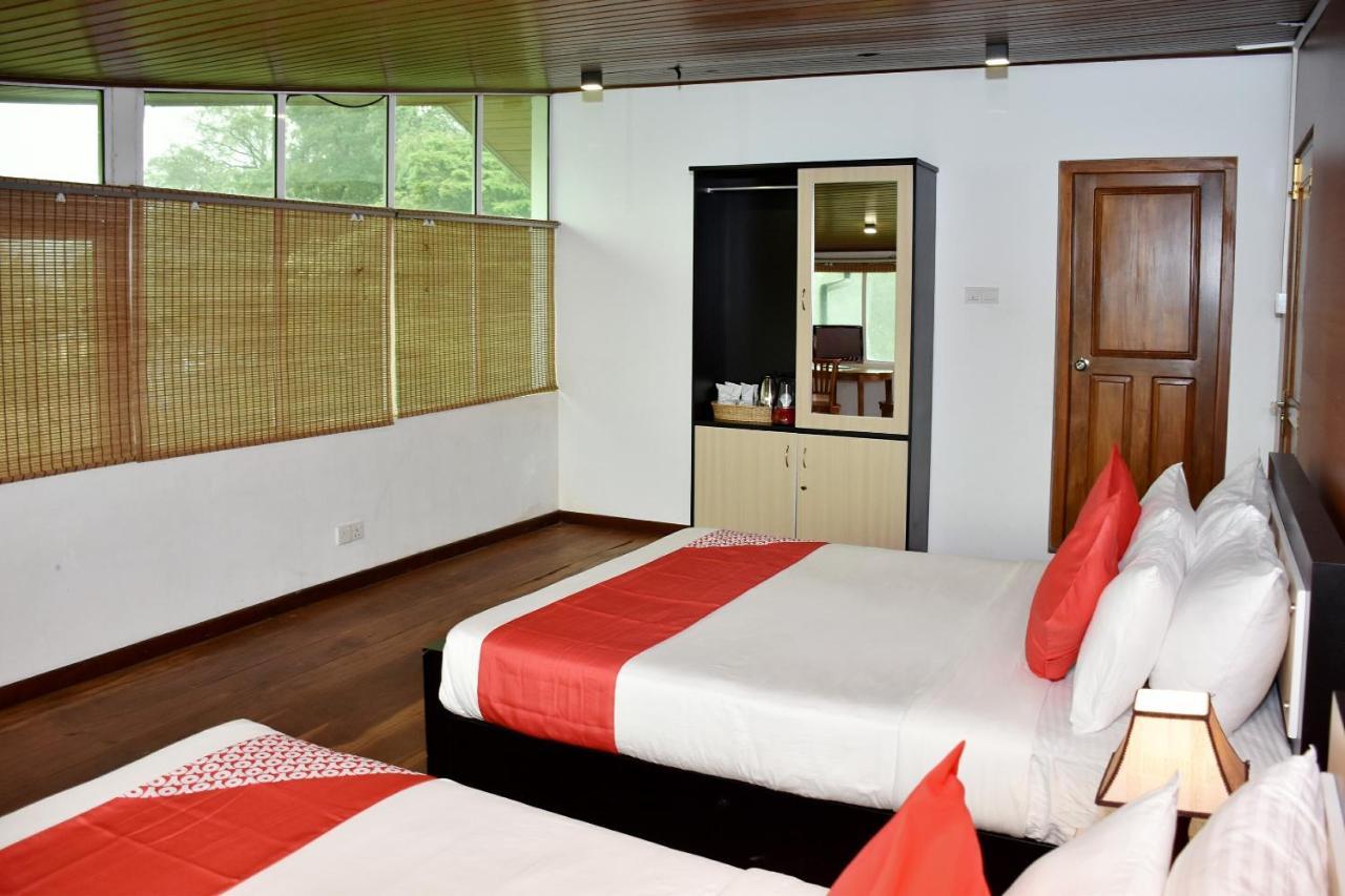 Oyo 430 The Turf Villa Nuwara Eliya Buitenkant foto