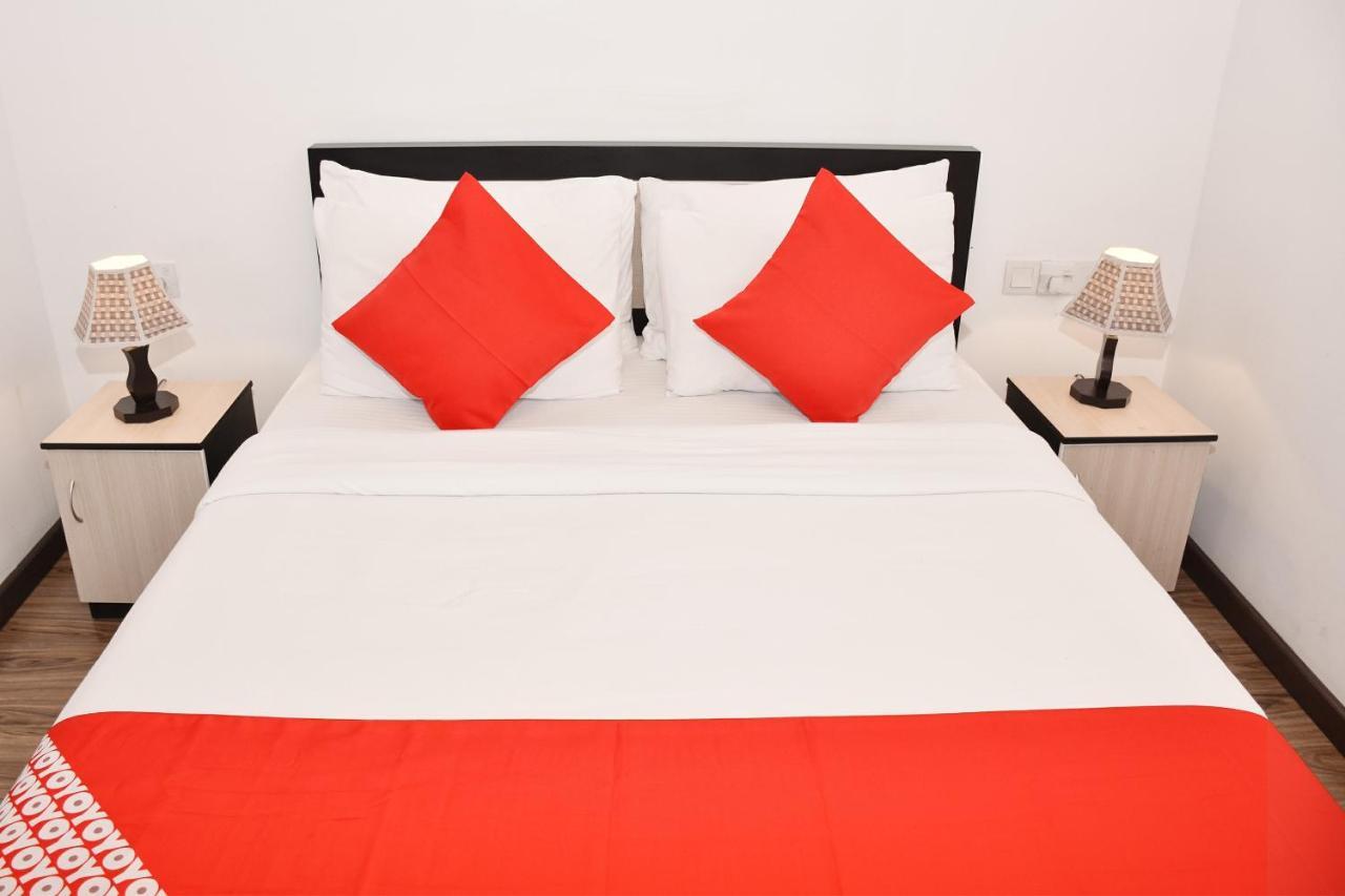 Oyo 430 The Turf Villa Nuwara Eliya Kamer foto